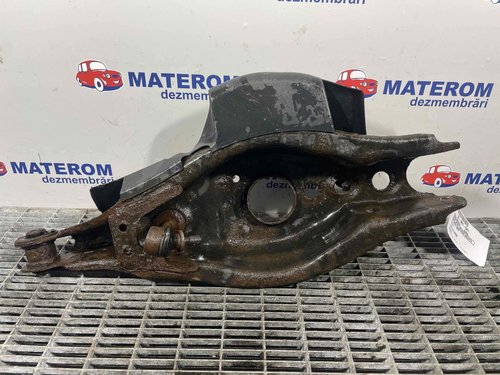 BRAT SPATE INFERIOR DREAPTA TOYOTA AURIS - - (2015 2018)