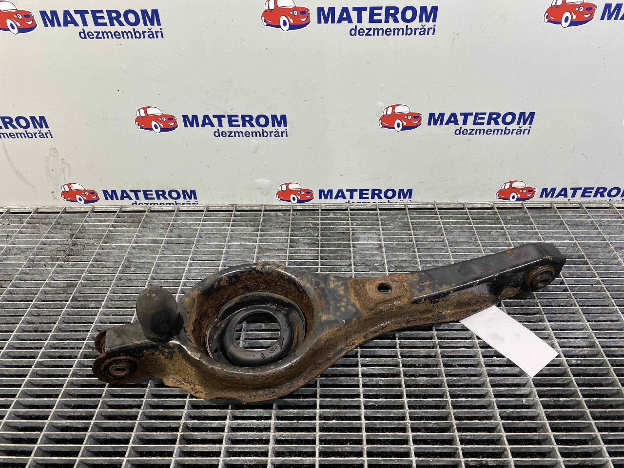 BRAT SPATE INFERIOR DREAPTA VOLVO C30 - - (2006 2013)
