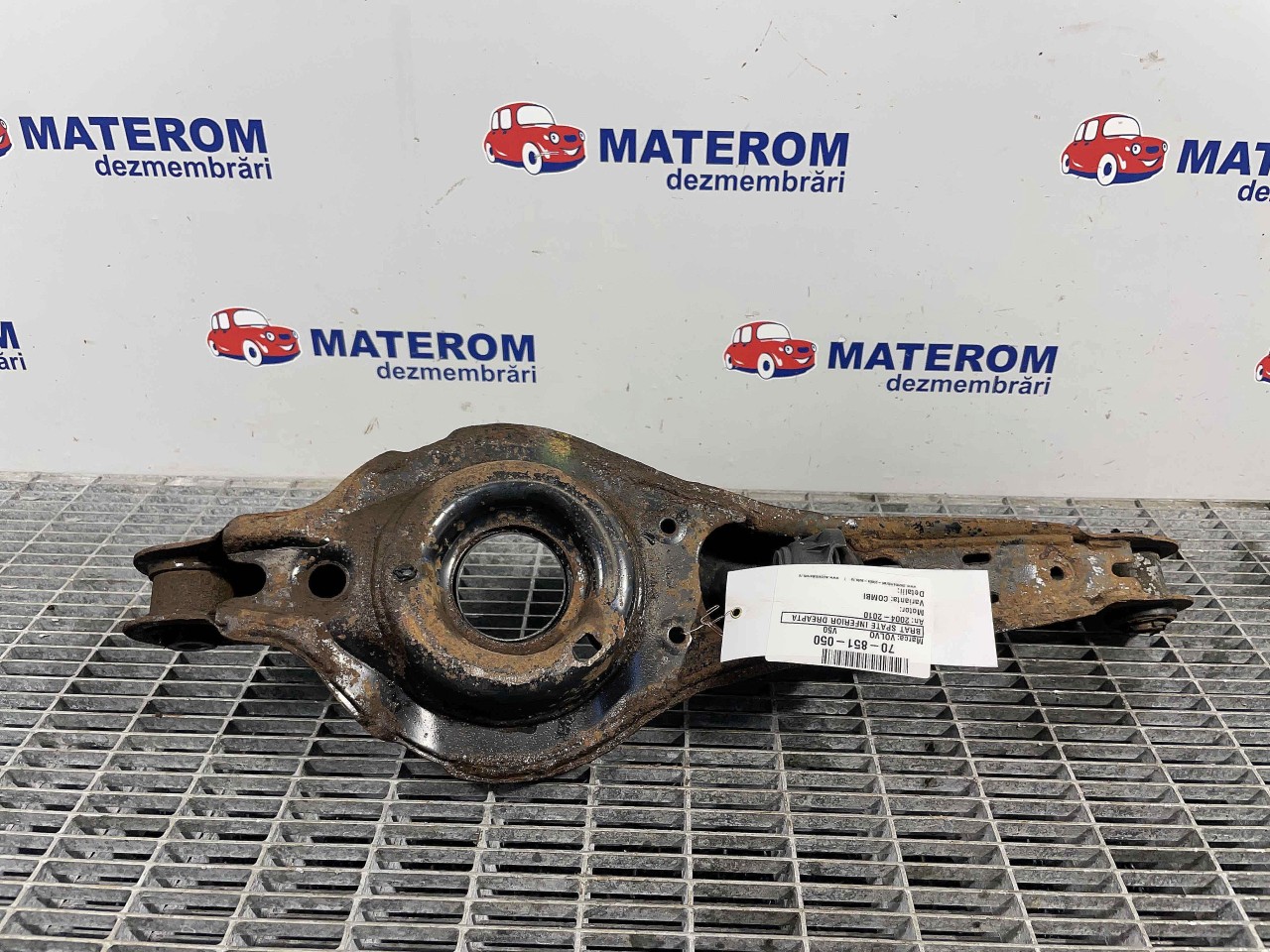 BRAT SPATE INFERIOR DREAPTA VOLVO V50 - - (2004 2010)