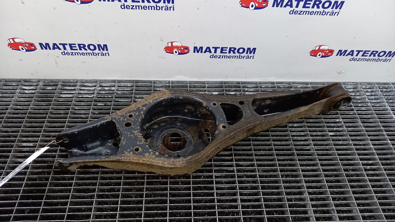 BRAT SPATE INFERIOR DREAPTA VW GOLF VI - - (2008 2012)