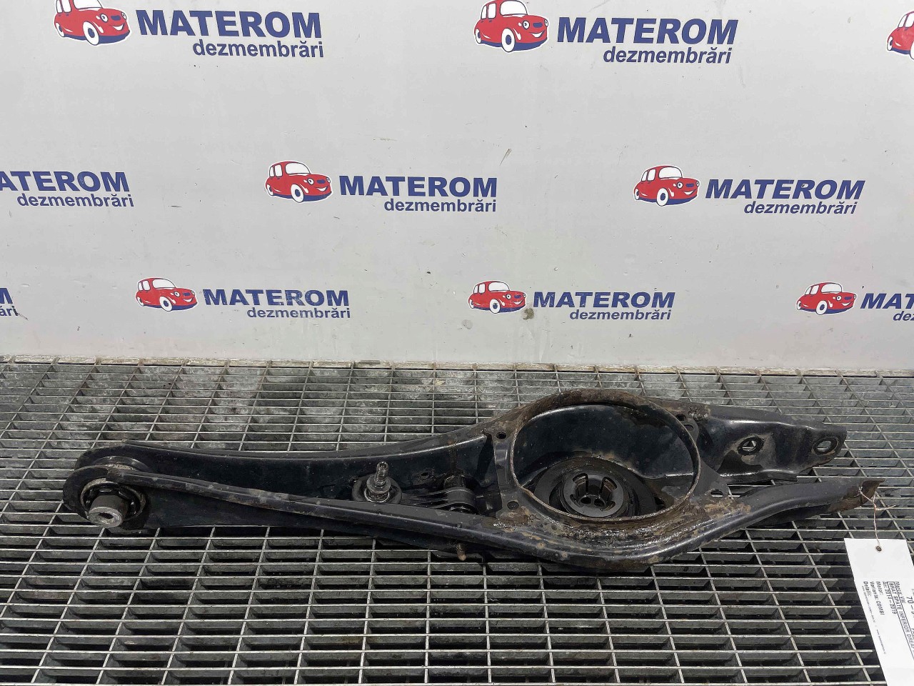 BRAT SPATE INFERIOR DREAPTA VW PASSAT PASSAT - - (2014 2019)