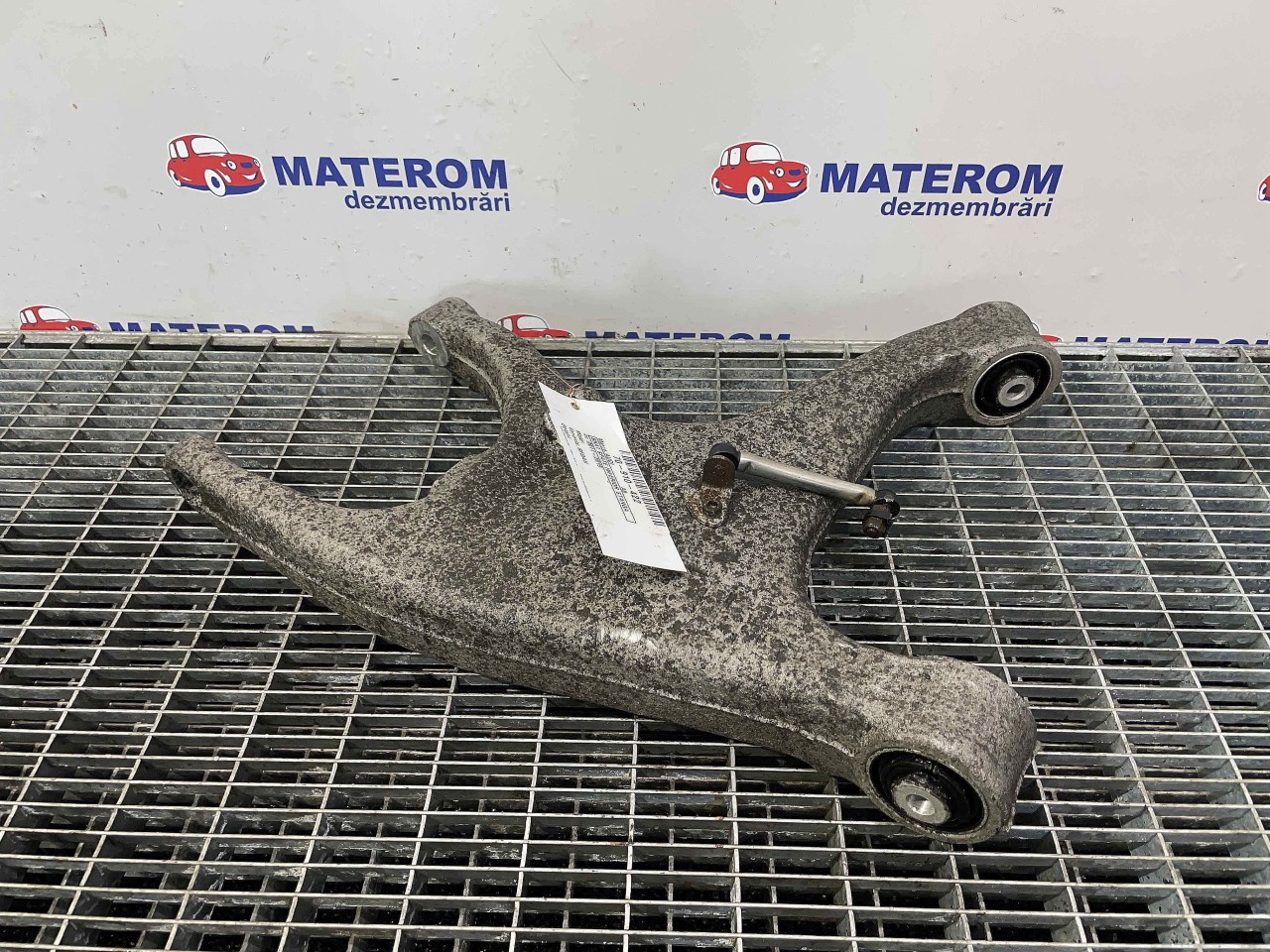 BRAT SPATE INFERIOR STANGA AUDI A6 - - (2011 2015)