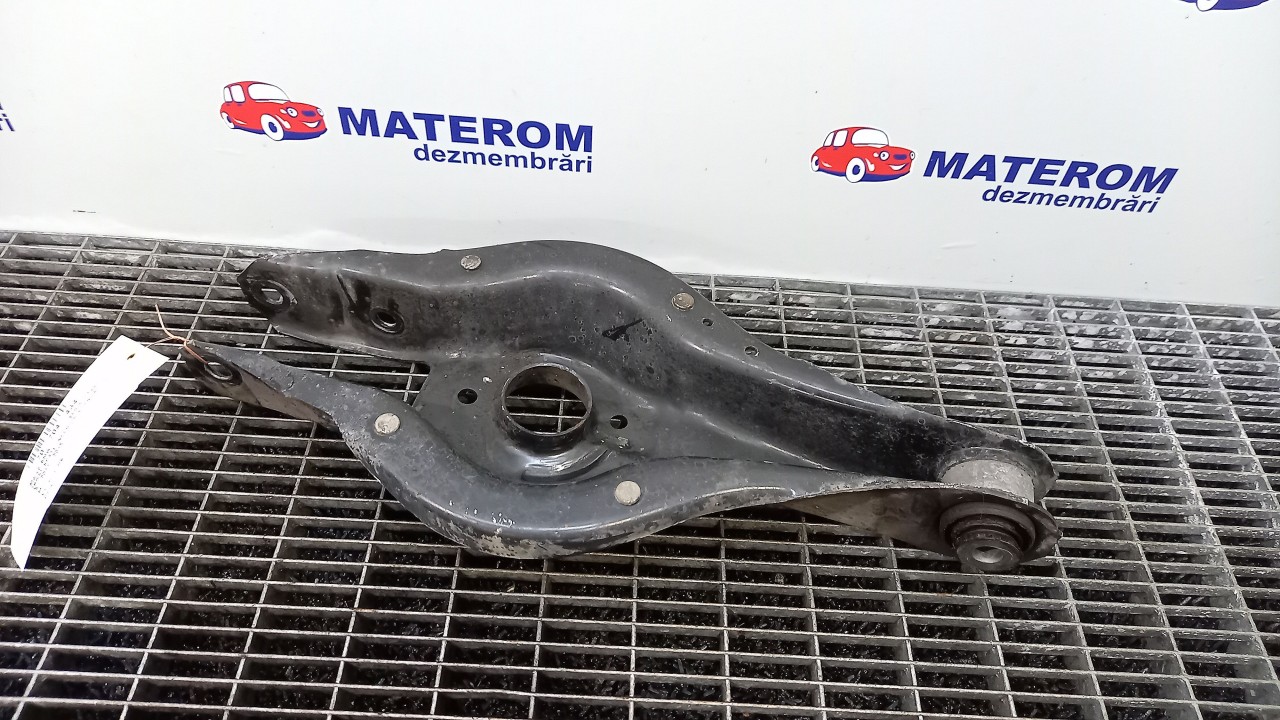 BRAT SPATE INFERIOR STANGA BMW SERIA 1 F20 - - (2011 2015)