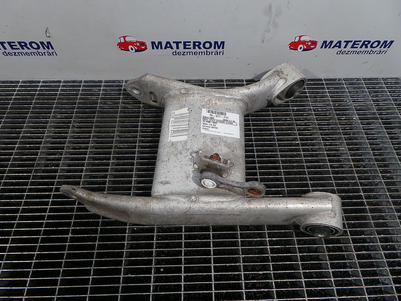 BRAT SPATE INFERIOR STANGA BMW SERIA 5 E 39 2.0 INJ - (2000 2003)