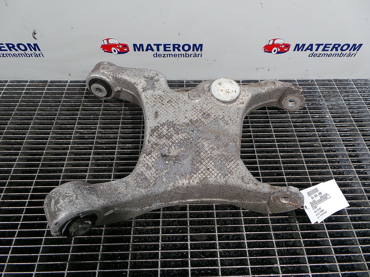 BRAT SPATE INFERIOR STANGA BMW SERIA 5 E 60 3.0 INJ - (2004 2007)
