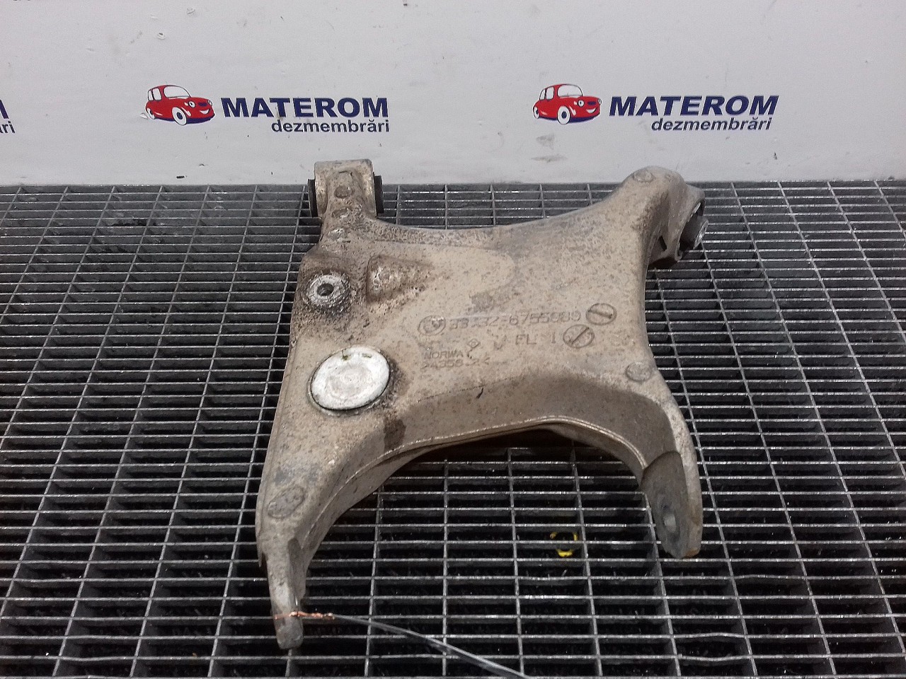 BRAT SPATE INFERIOR STANGA BMW SERIA 5 E 60 SERIA 5 E 60 - - (2004 2010)