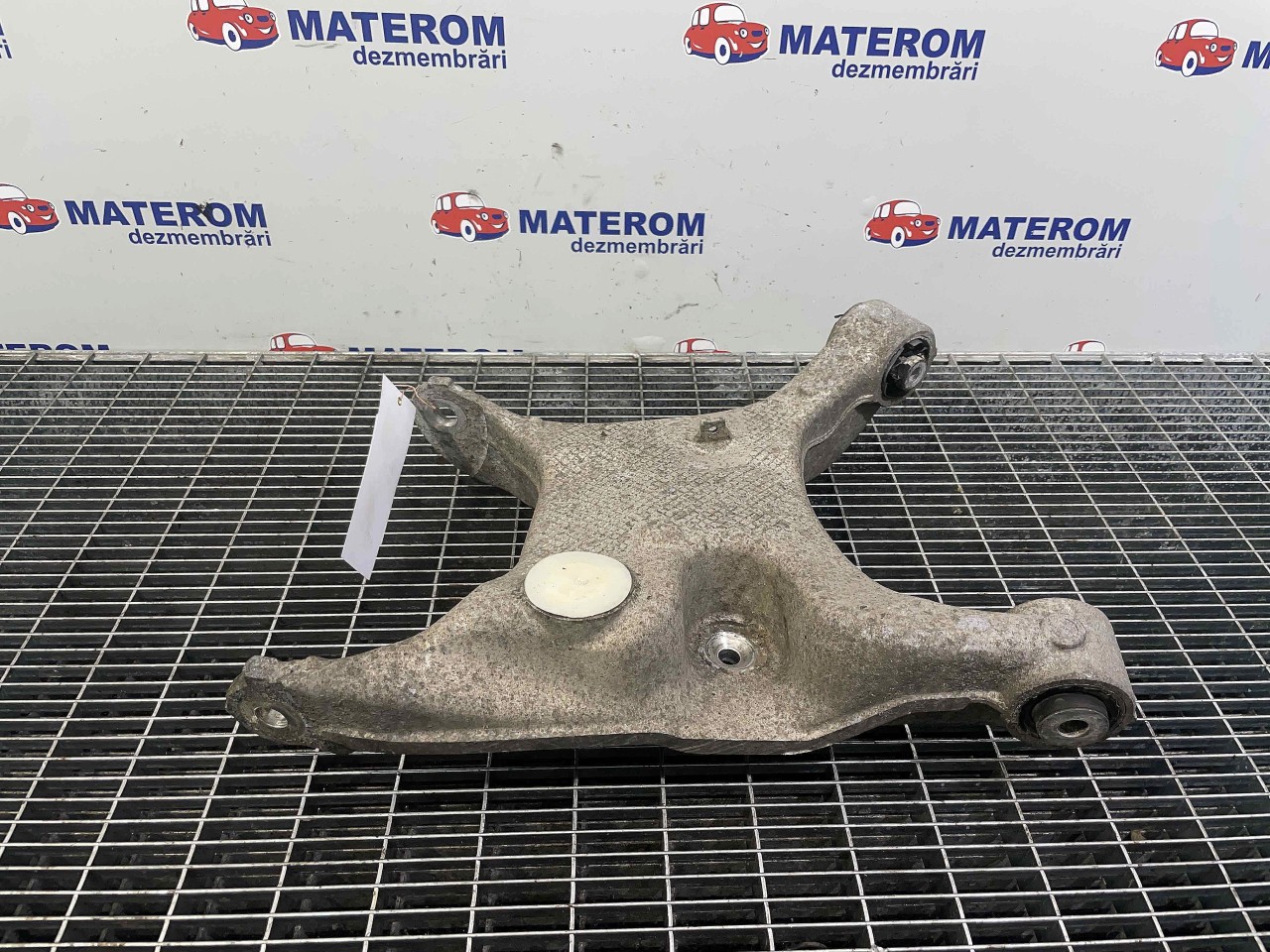 BRAT SPATE INFERIOR STANGA BMW SERIA 7 E 65 SERIA 7 E 65 - - (2001 2005)