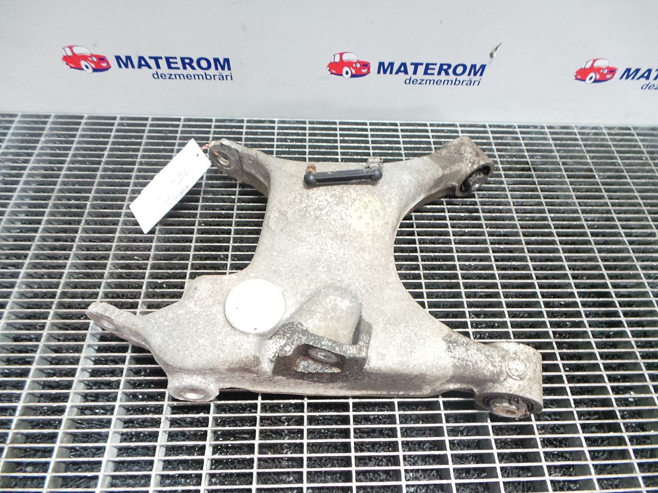 BRAT SPATE INFERIOR STANGA BMW X5 X5 - - (2000 2006)