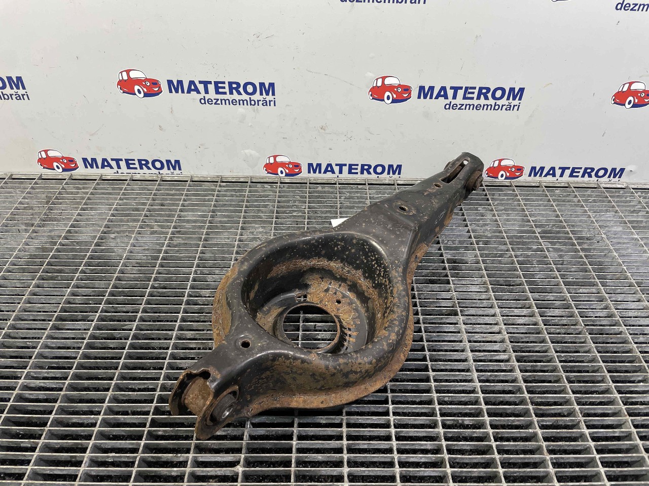 BRAT SPATE INFERIOR STANGA FORD FOCUS FOCUS - - (2011 2014)