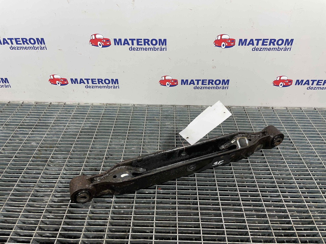 BRAT SPATE INFERIOR STANGA NISSAN QASHQAI - - (2010 2014)