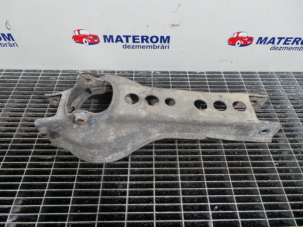 BRAT SPATE INFERIOR STANGA VOLVO S60 S60 - - (2000 2005)