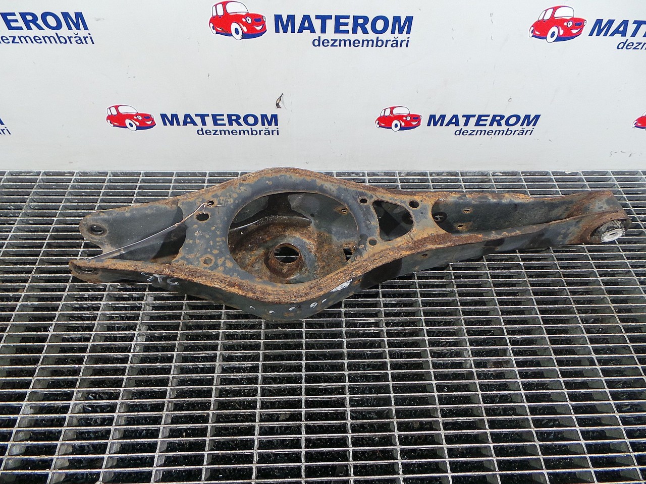 BRAT SPATE INFERIOR STANGA VW PASSAT PASSAT - - (2010 2014)