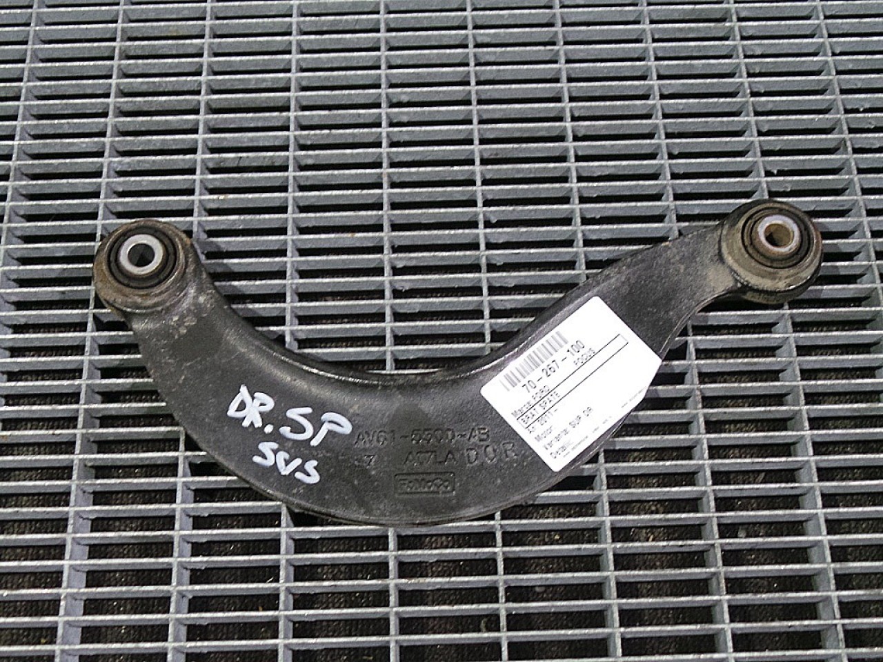 BRAT SPATE SUPERIOR DREAPTA FORD FOCUS - - (2011 2014)