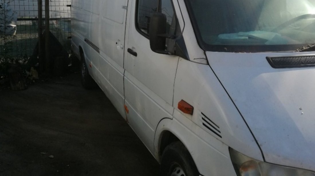 Brat stanga fata Mercedes Sprinter 906 2004 Duba 2.2