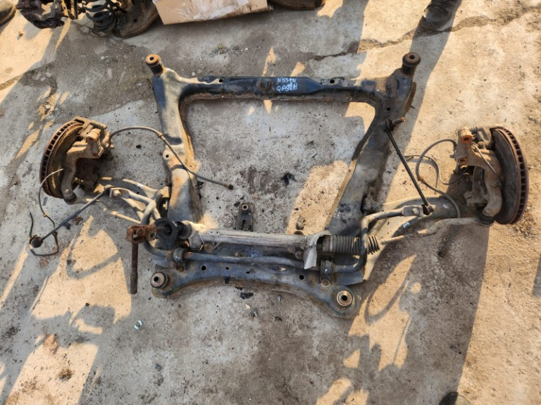 Brat stanga Nissan Qashqai 2.0 I 2011 2012 2013 2014 2015