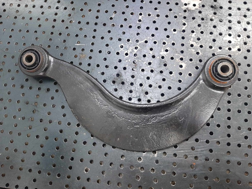 Brat stanga spate ford focus 1995 1m51-5500-aa