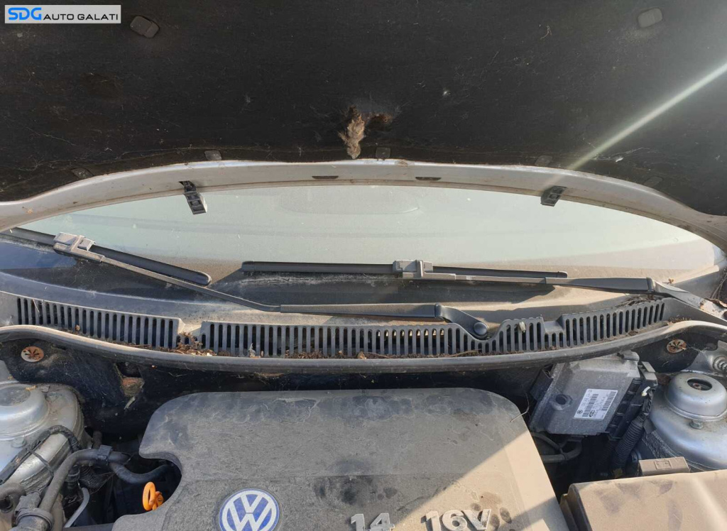 Brat Stanga Stergator Parbriz Volkswagen Polo 9N 2002 - 2005