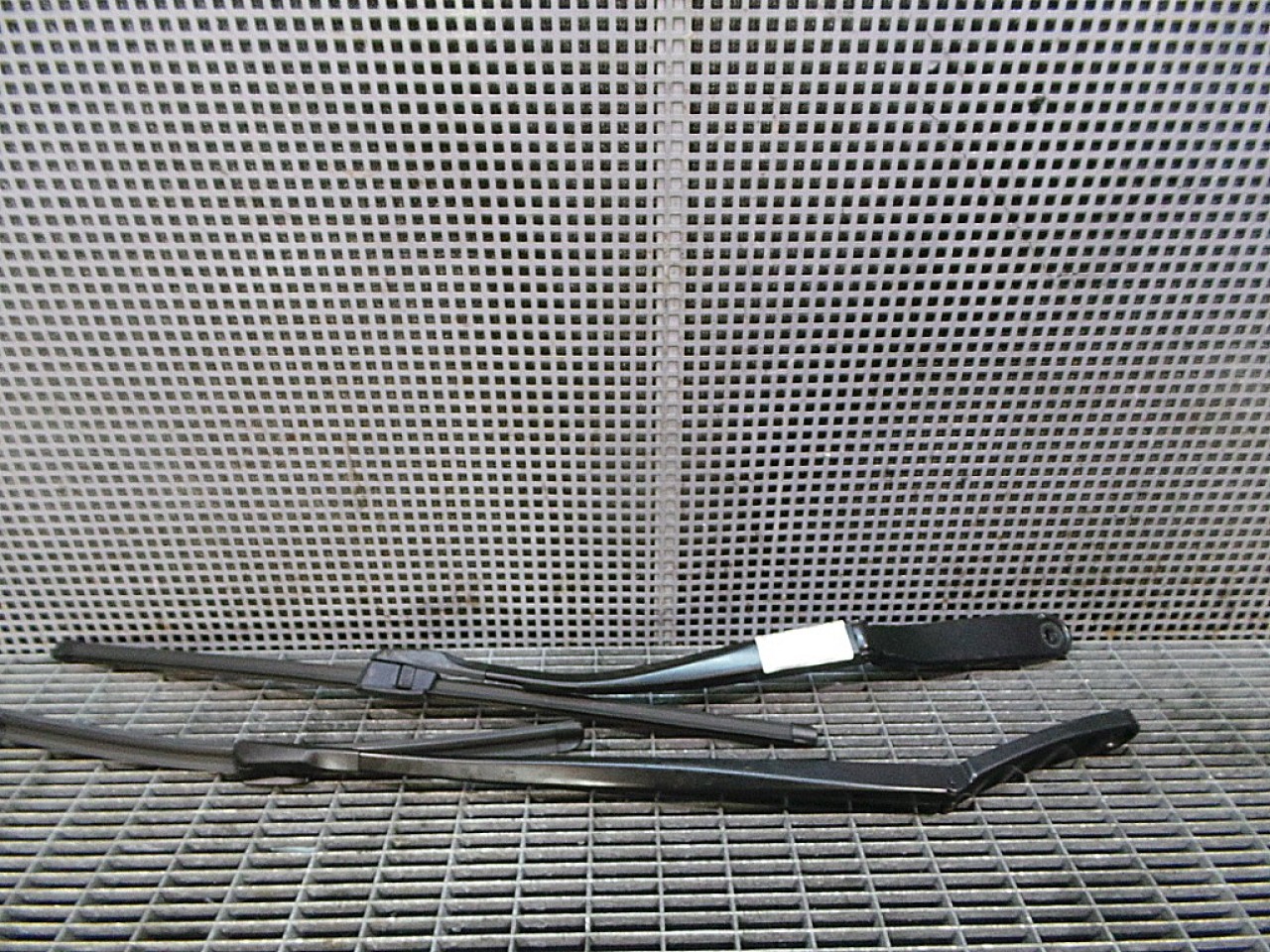 BRAT STERGATOR BMW SERIA 5 F 10 - - (2010 2014)