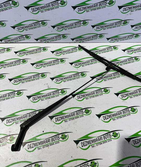 Brat stergator dreapta Audi A4 B5 [1994 - 1999] Sedan 1.8 MT (125 hp)