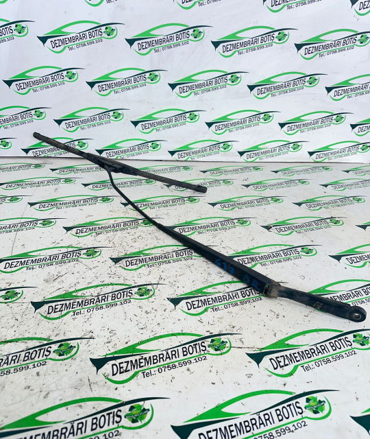 Brat stergator dreapta Ford Focus [1998 - 2004] wagon 5-usi 1.8 TDi MT (75 hp)