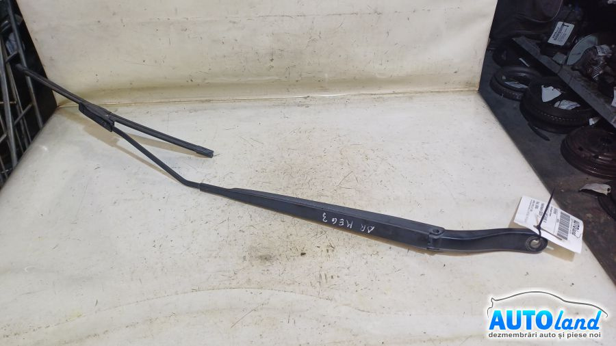 Brat Stergator Dreapta Renault MEGANE III Hatchback BZ0/1 2008