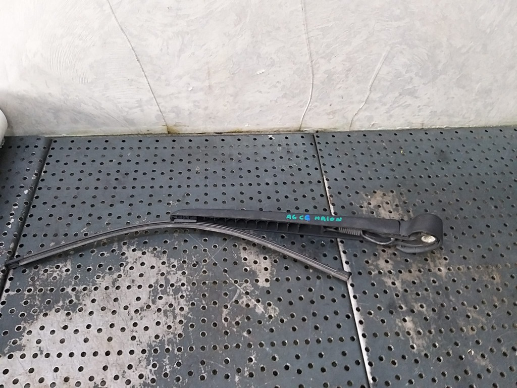 Brat stergator haion audi a6 c8 4k