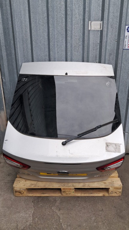 Brat stergator haion Ford Mondeo Mk4 facelift an 2011 sedan