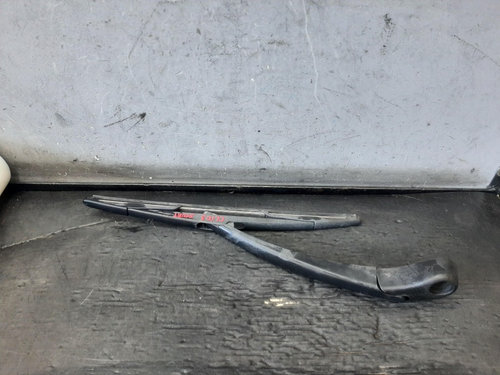 Brat stergator haion renault clio 3 hatchback 80014097 8200213059