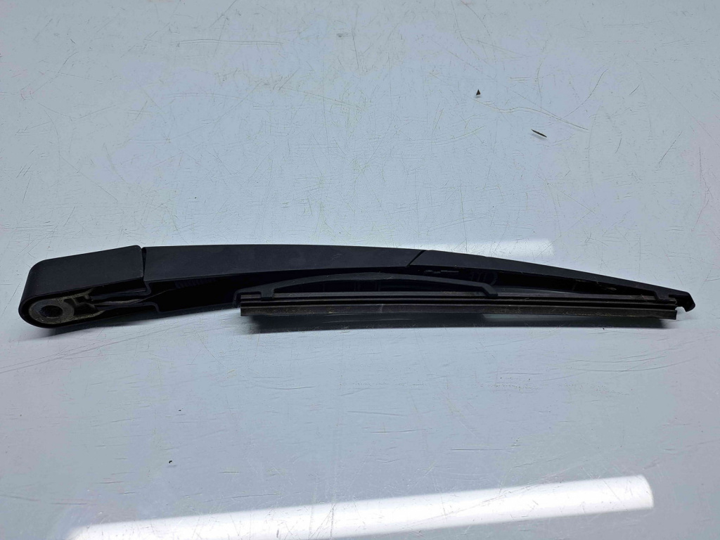 Brat stergator haion Renault Kadjar [Fabr 2015-prezent] OEM