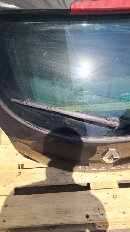 Brat stergator haion Renault Megane 3 coupe an 2011