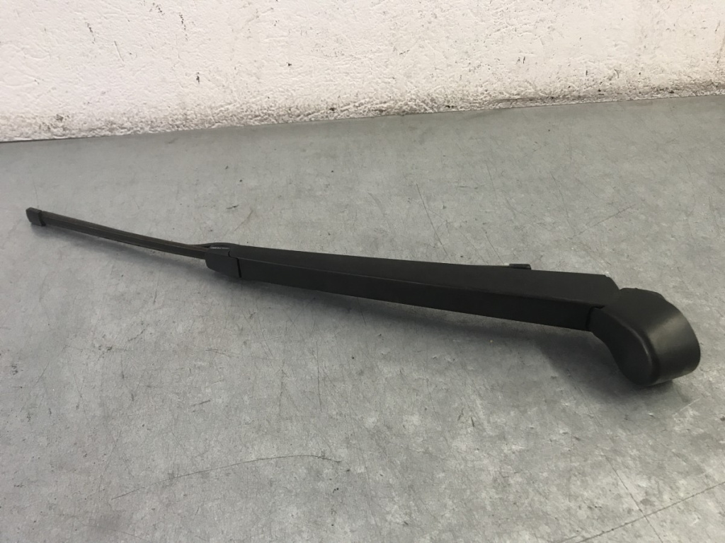 Brat stergator haion Skoda Octavia Facelift 1.4 TSI sedan 2010 (1T0955707)