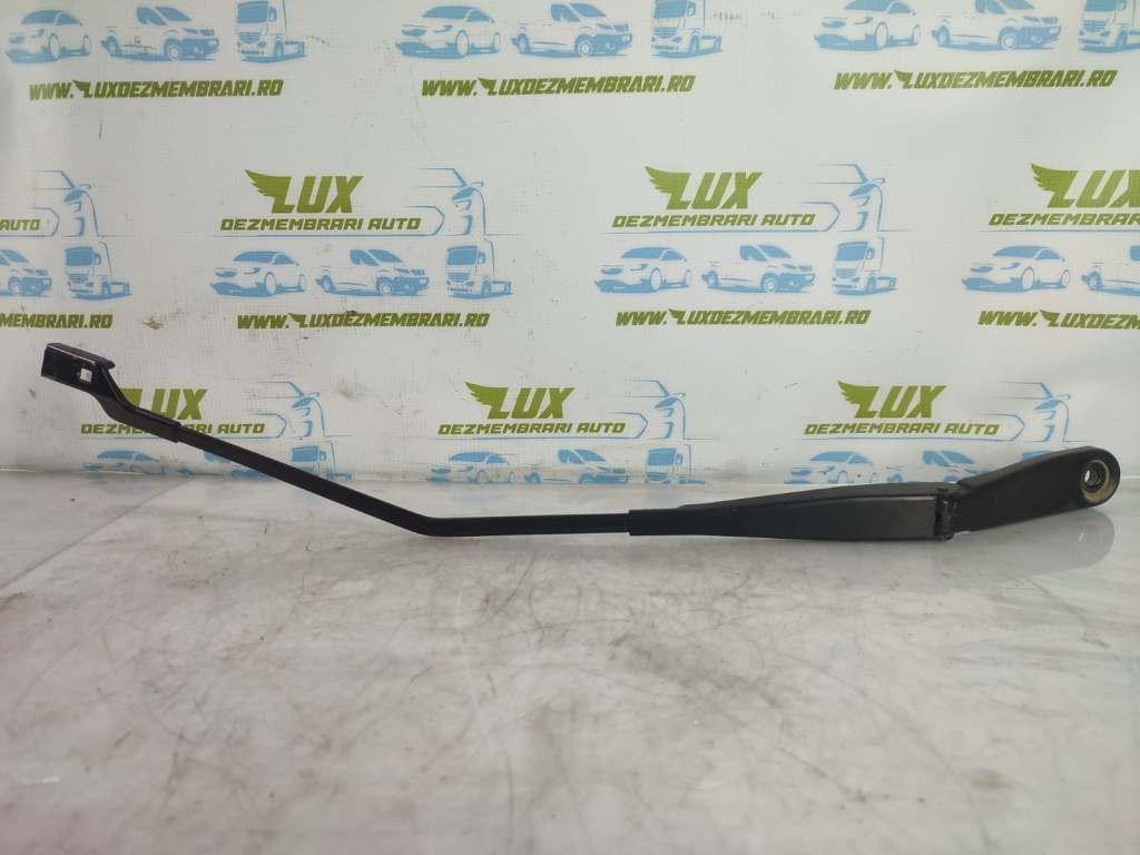 Brat stergator parbriz 31276060 Volvo V40 2 [facelift] [2016 - 2020] 2.0 d2 D4204T8