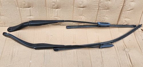 Brat stergator parbriz Dacia Duster 2 2018 2019 2020 2021 2022