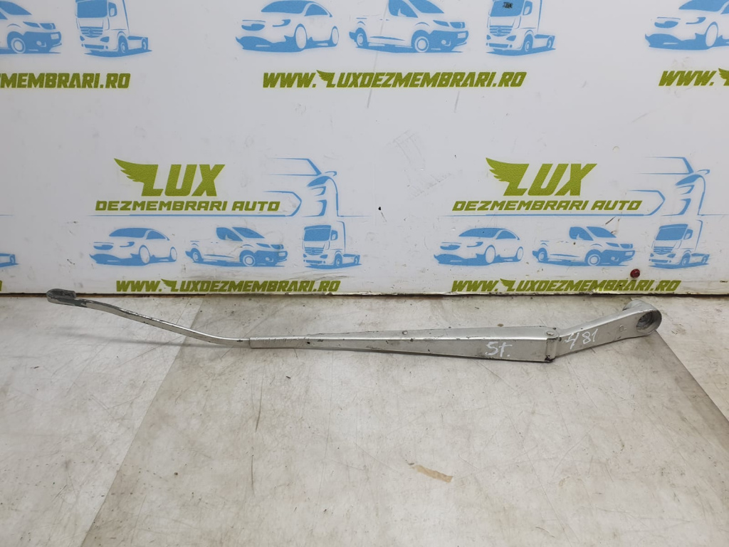 Brat stergator parbriz Kia Carens (RS) [facelift] [2002 - 2006] 2.0 crdi D4EA