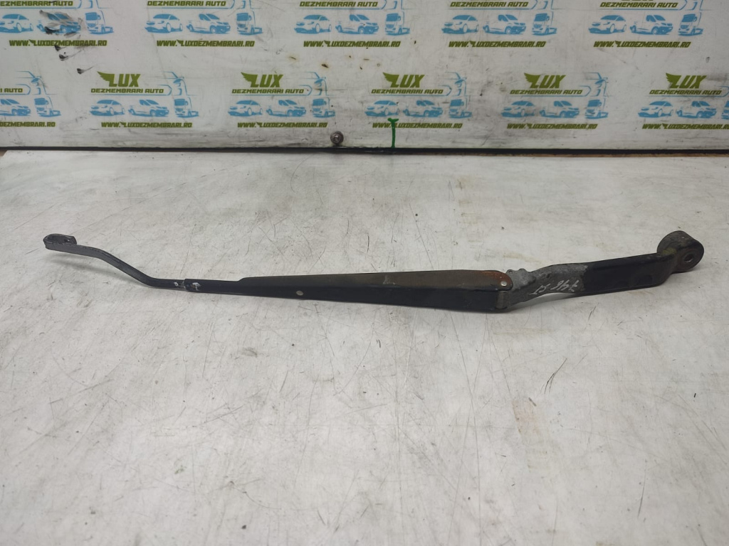 Brat stergator parbriz stanga Mitsubishi Outlander [2001 - 2008] 2.0 benzina 4G63