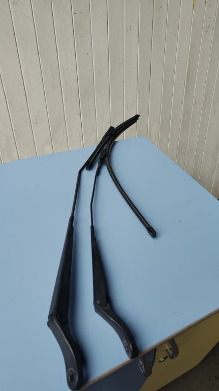 Brat stergator Peugeot 208 1.6 HDI 9HP 2013 Cod : 9673291980 9673292080