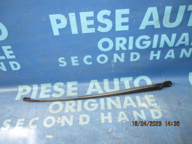 Brat stergator Renault Laguna 2003; 80004996 // 80004986