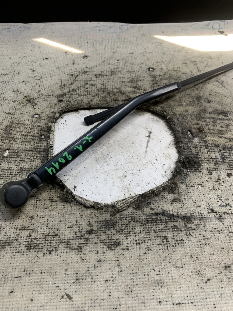 Brat stergator spate BMW X1 - Motorina 2014, -