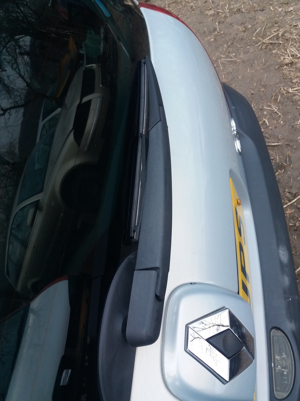 Brat Stergator Spate Renault Clio 2  Hatchback