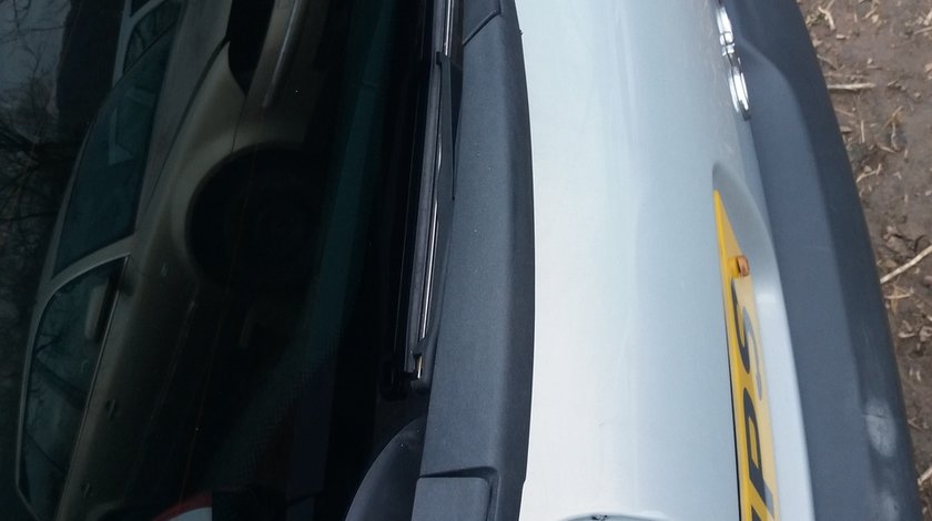 Brat Stergator Spate Renault Clio 2 Hatchback