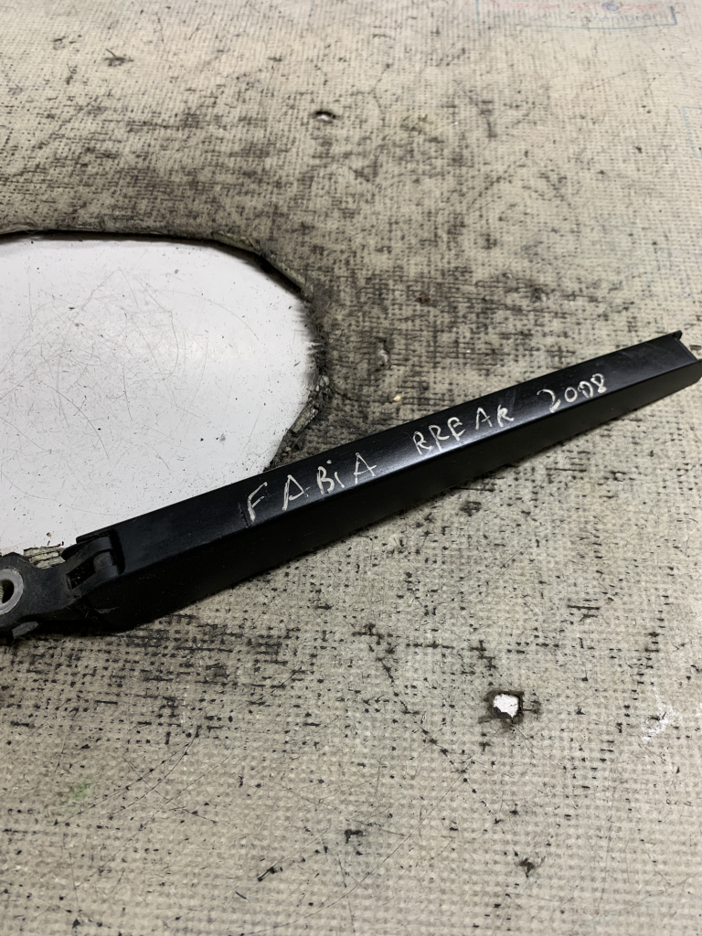 Brat stergator spate Skoda Fabia - Motorina 2008, -