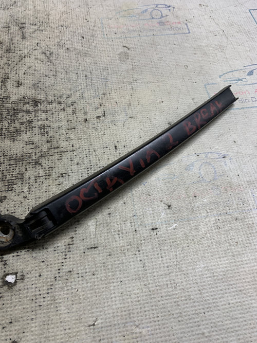 Brat stergator spate Skoda Octavia 2 - Motorina 2010, -