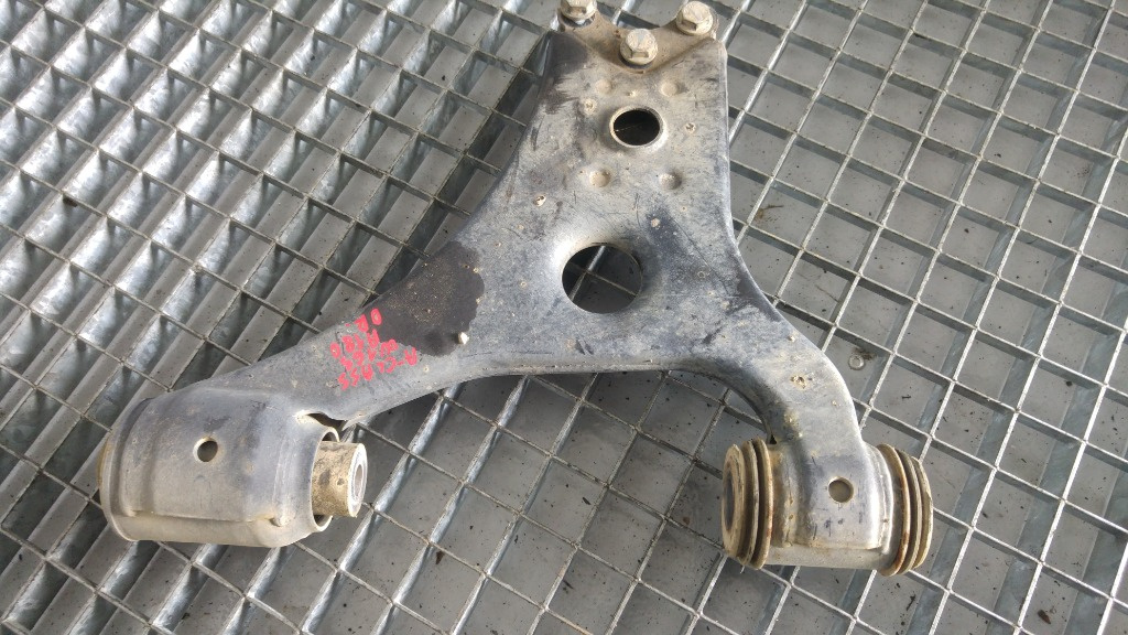 Brat suspensie dreapta fata mercedes a-class w169 a180