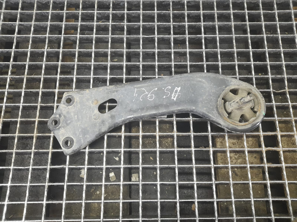 Brat suspensie stanga spate 55270-D3050 2.0 crdi D4HA Kia Sportage 4 [2016 - 2020] 2.0 crdi D4HA