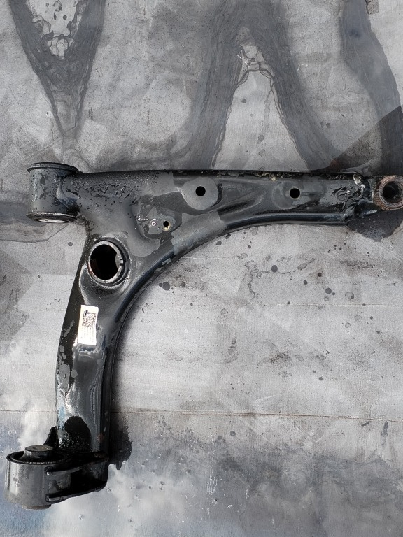 Brat trapez dreapta fata Man TGE / Volkswagen Crafter 2N0407152L
