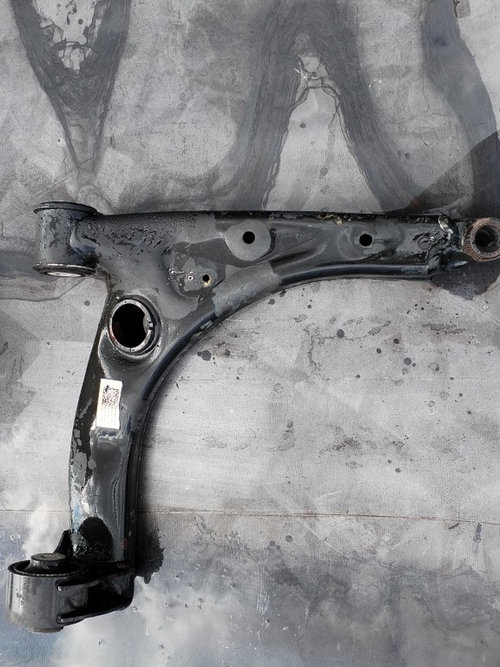 Brat trapez dreapta fata Man TGE / Volkswagen Crafter 2N0407152L