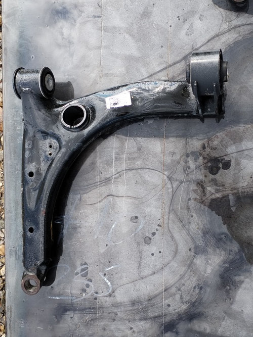 Brat trapez stânga Man TGE / Volkswagen Crafter 2N0407151L