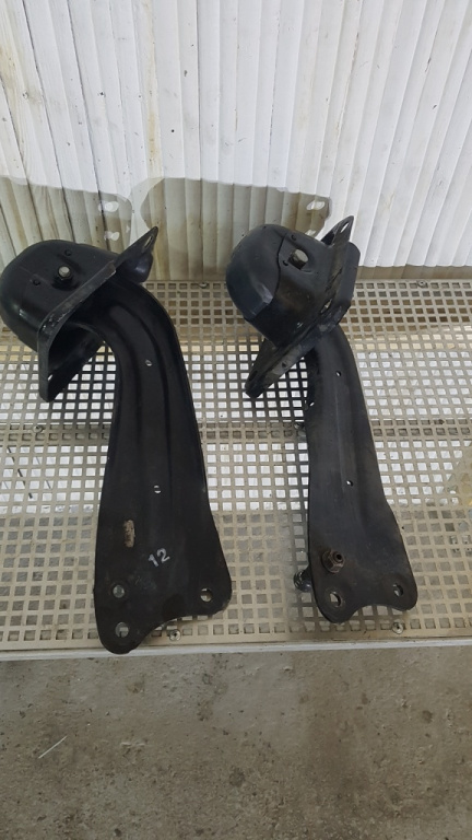 Brate punte spate OEM 1K0505225H