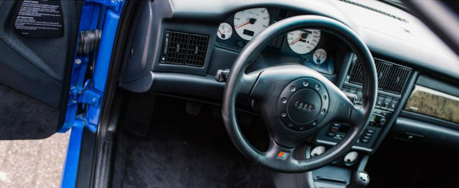 Break-ul pe care putea scrie Porsche. Cu cat se vinde UNUL acum Break-ul pe care putea scrie Porsche. Cu cat se vinde UNUL acum