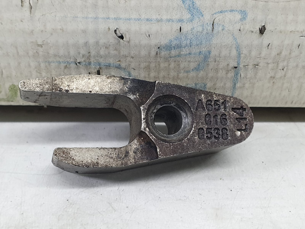 Brida injector A6510160538 2.2 cdi om651.960 Mercedes-Benz ML W166 [2011 - 2015] 2.2 cdi om651.960